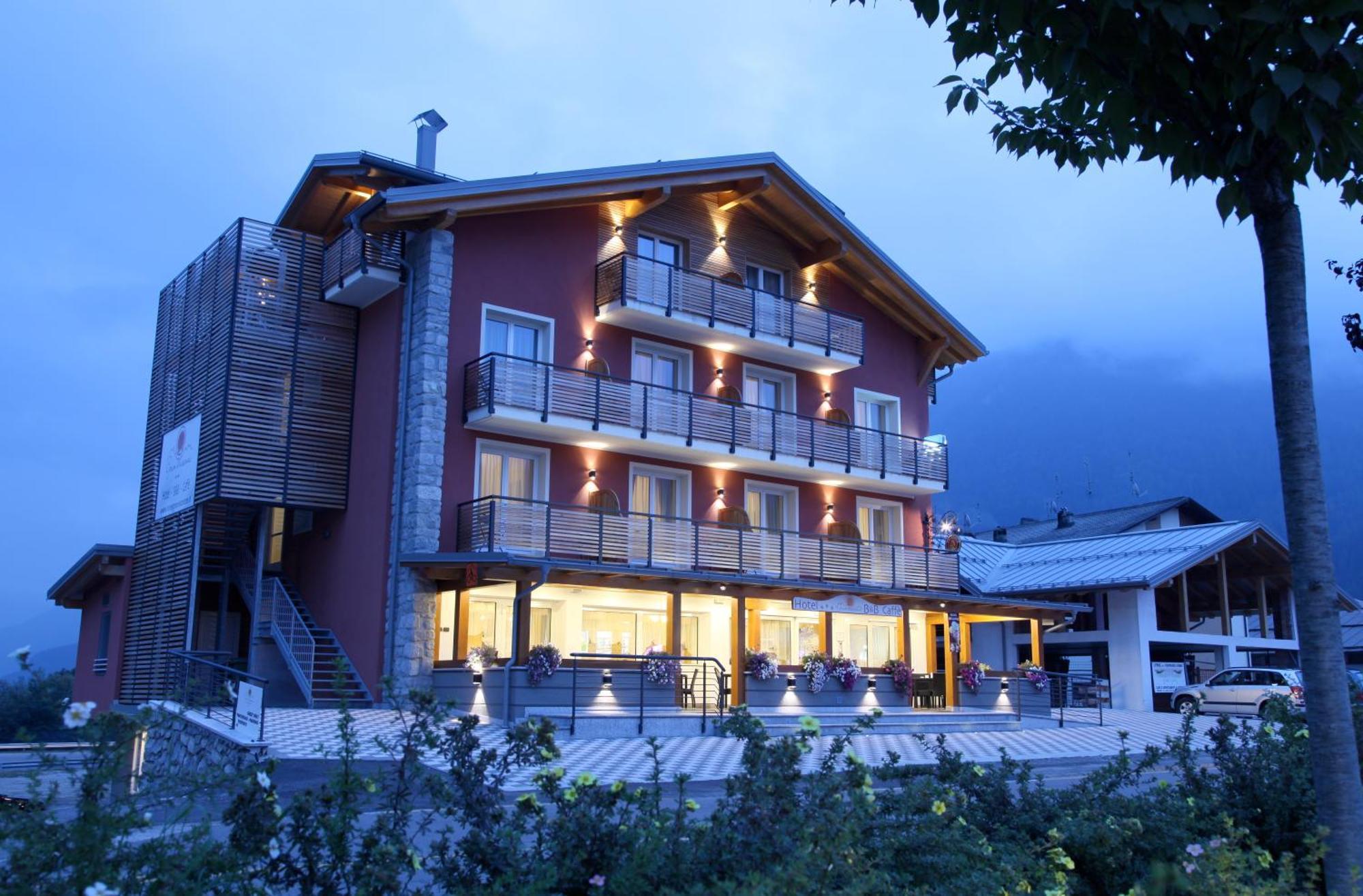 Hotel Gran Vacanze Rooms & Apartments Dimaro Luaran gambar