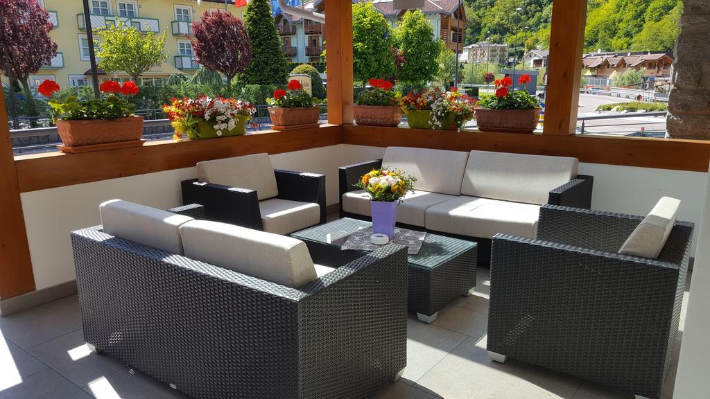 Hotel Gran Vacanze Rooms & Apartments Dimaro Luaran gambar